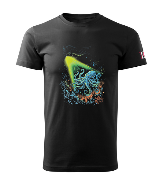 Night Dive Men's T-shirt