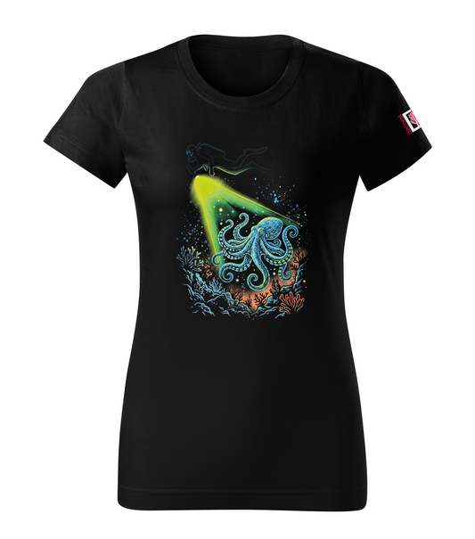 Night Dive Women's T-shirt